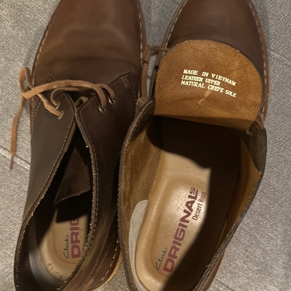 Clarks Brown Chukka Boots with Leather Upper